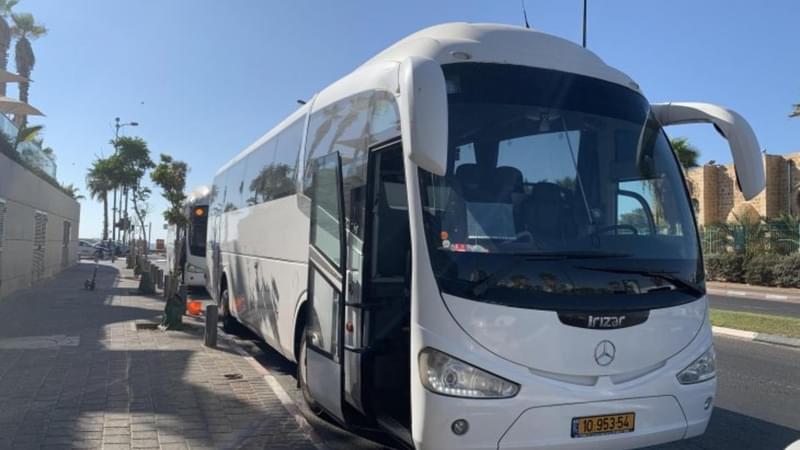 גמבורג הסעות חושפים: הסודות שכל זוג צריך לדעת על הסעות לחתונה