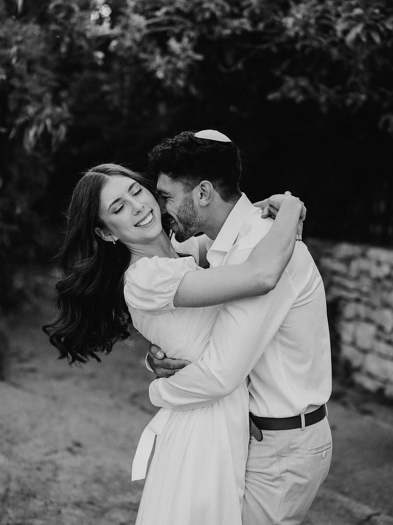 צלמי סטילס - המדריך לצילומי סייב דה דייט
