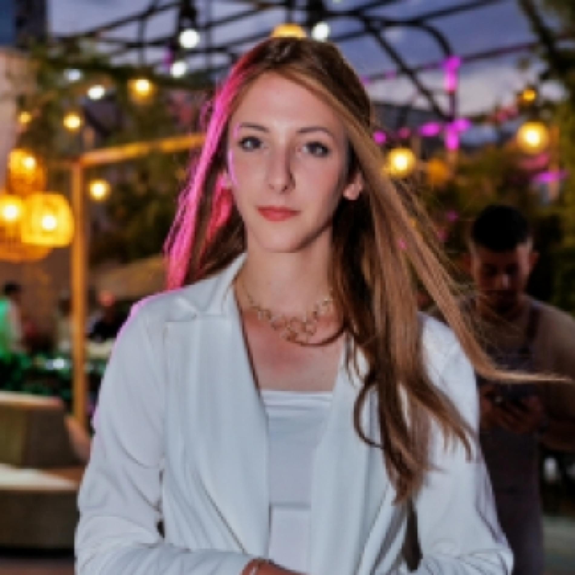 שירז איזיקוביץ