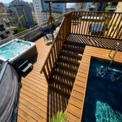 Skyline sea spa penthouse