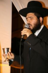 הרב המזמר ירון אוזן