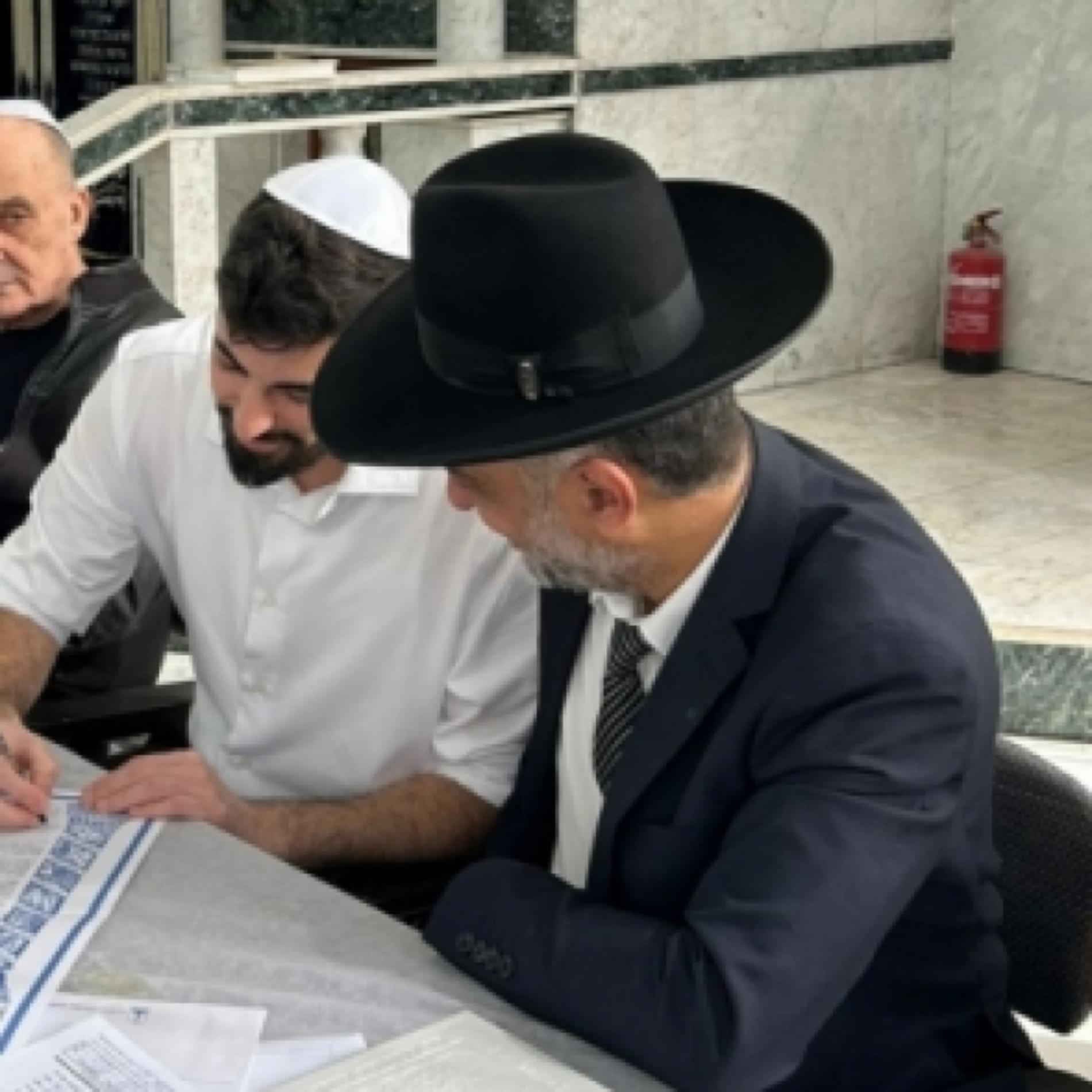 הרב חננאל מעודה