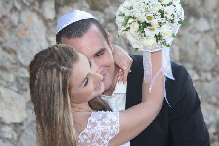 הדס חורי-עיצוב שיער ואיפור מקצועי