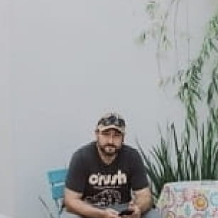 גילי גלדן